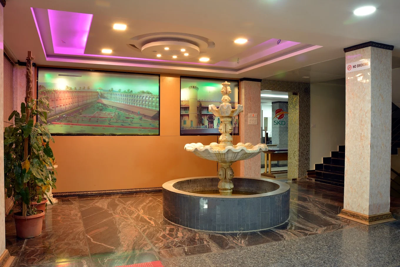 elite square lobby